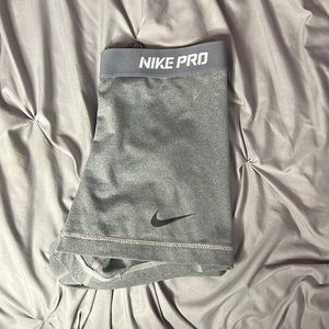 Grey nike pro shorts- NIKE